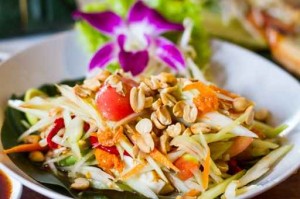 thai style papaya salad